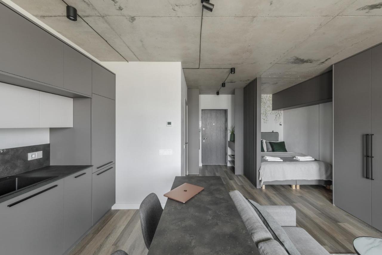 Urban Jungle Apartments By Reside Baltic Аеропорт Вільнюс Екстер'єр фото