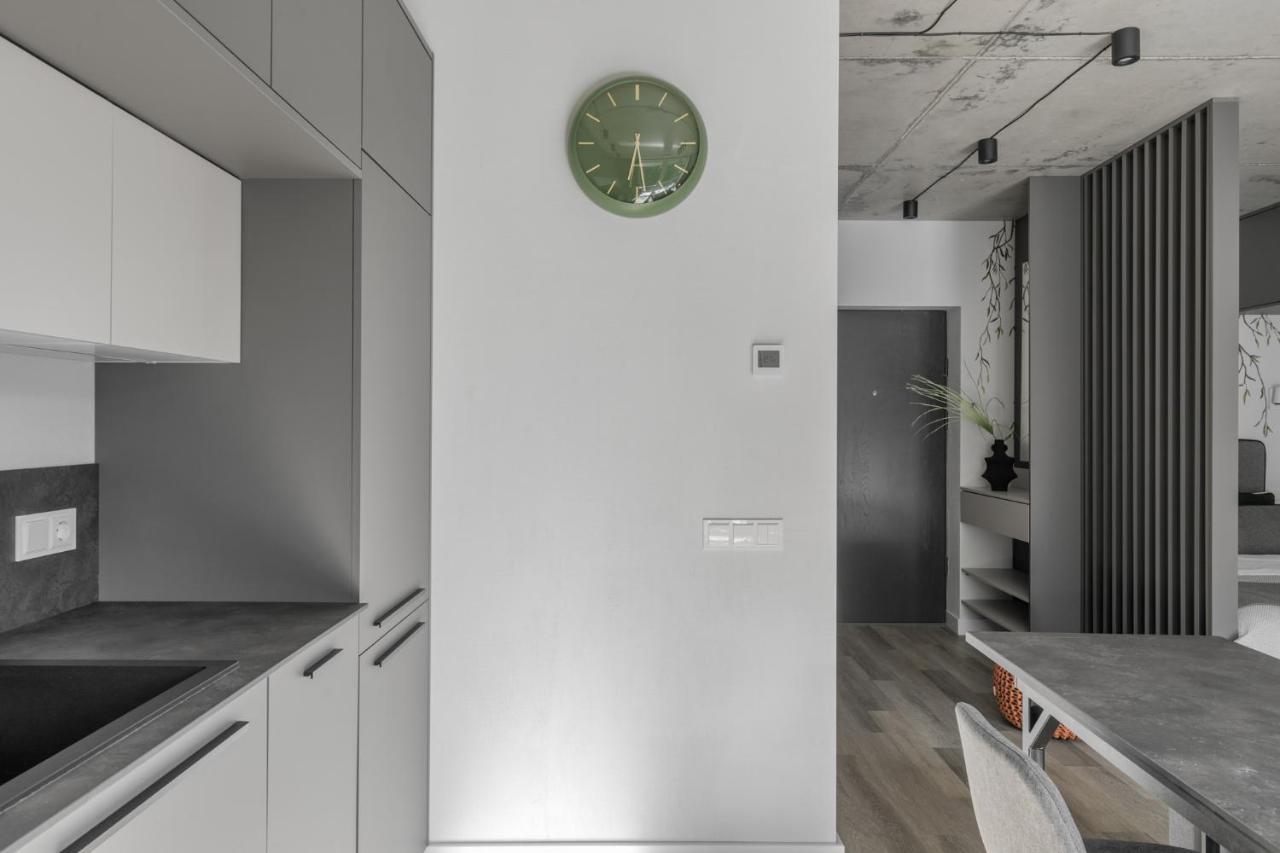 Urban Jungle Apartments By Reside Baltic Аеропорт Вільнюс Екстер'єр фото